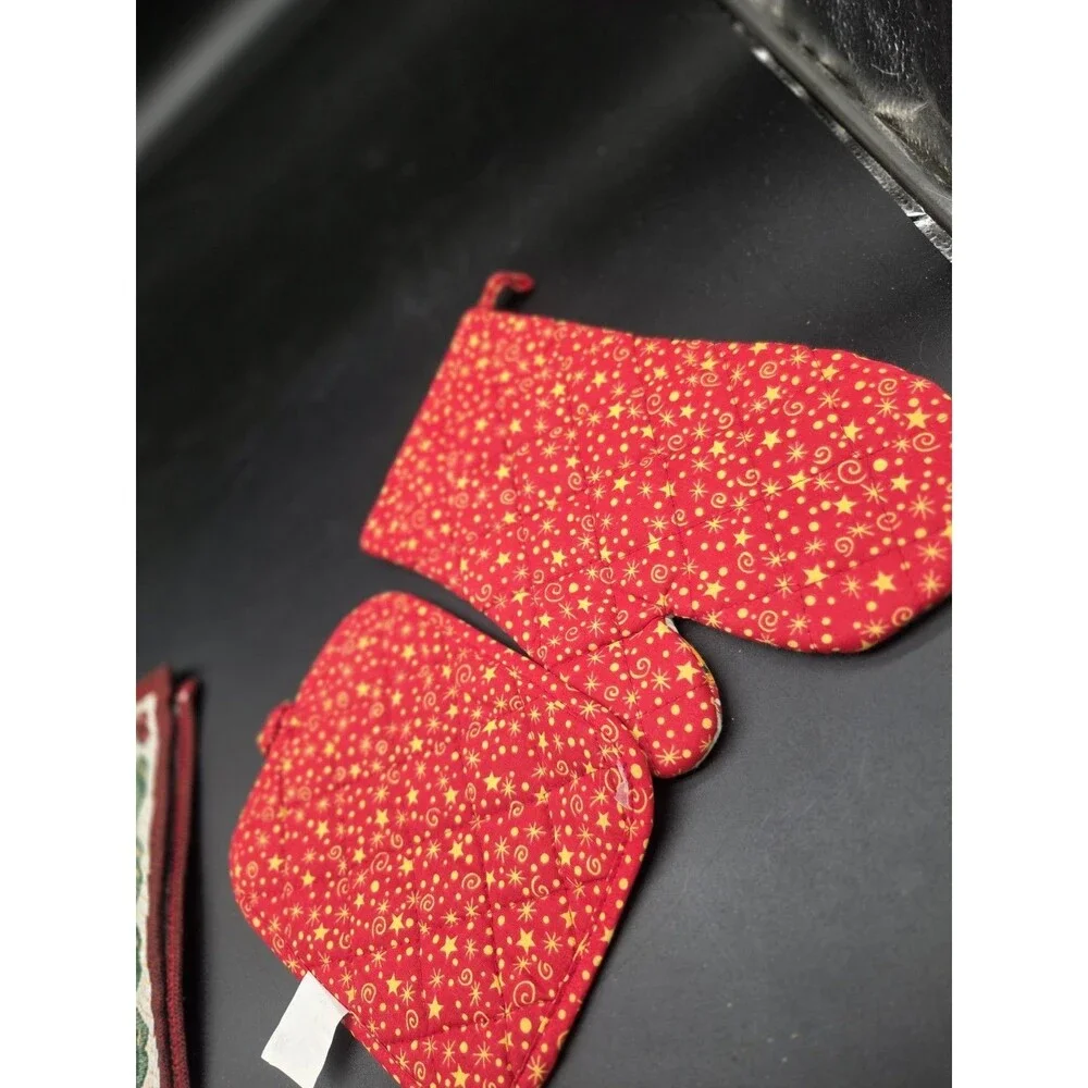 Christmas Ornament Oven Mitt Pot Holder Set
